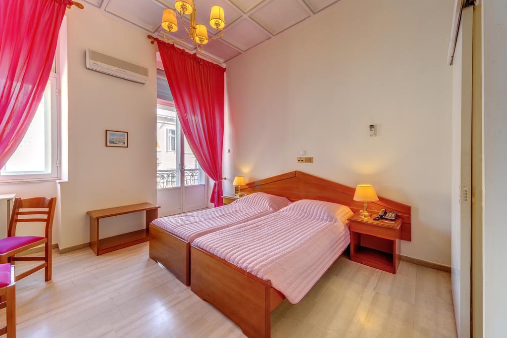Hotel Halaris Ερμούπολη Δωμάτιο φωτογραφία